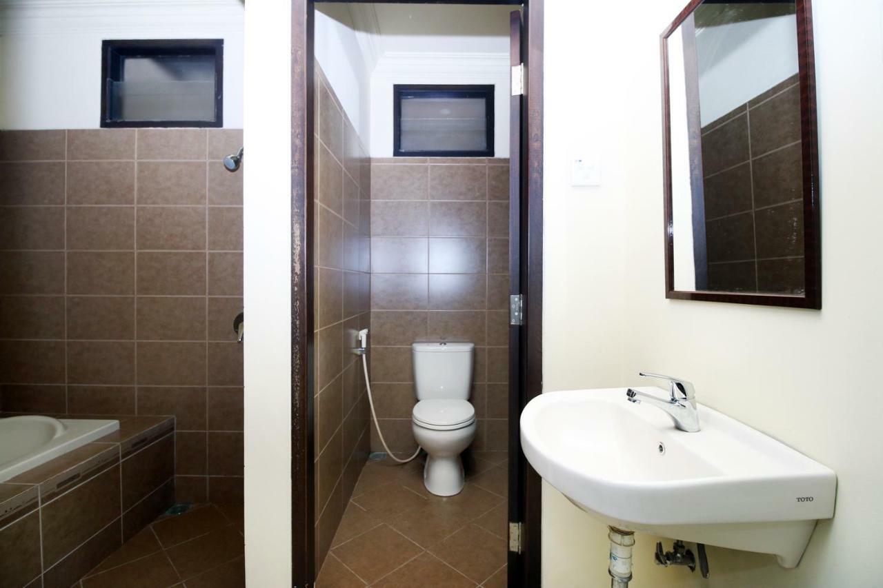 Safina Inn Syariah Sekupang Batam Екстер'єр фото