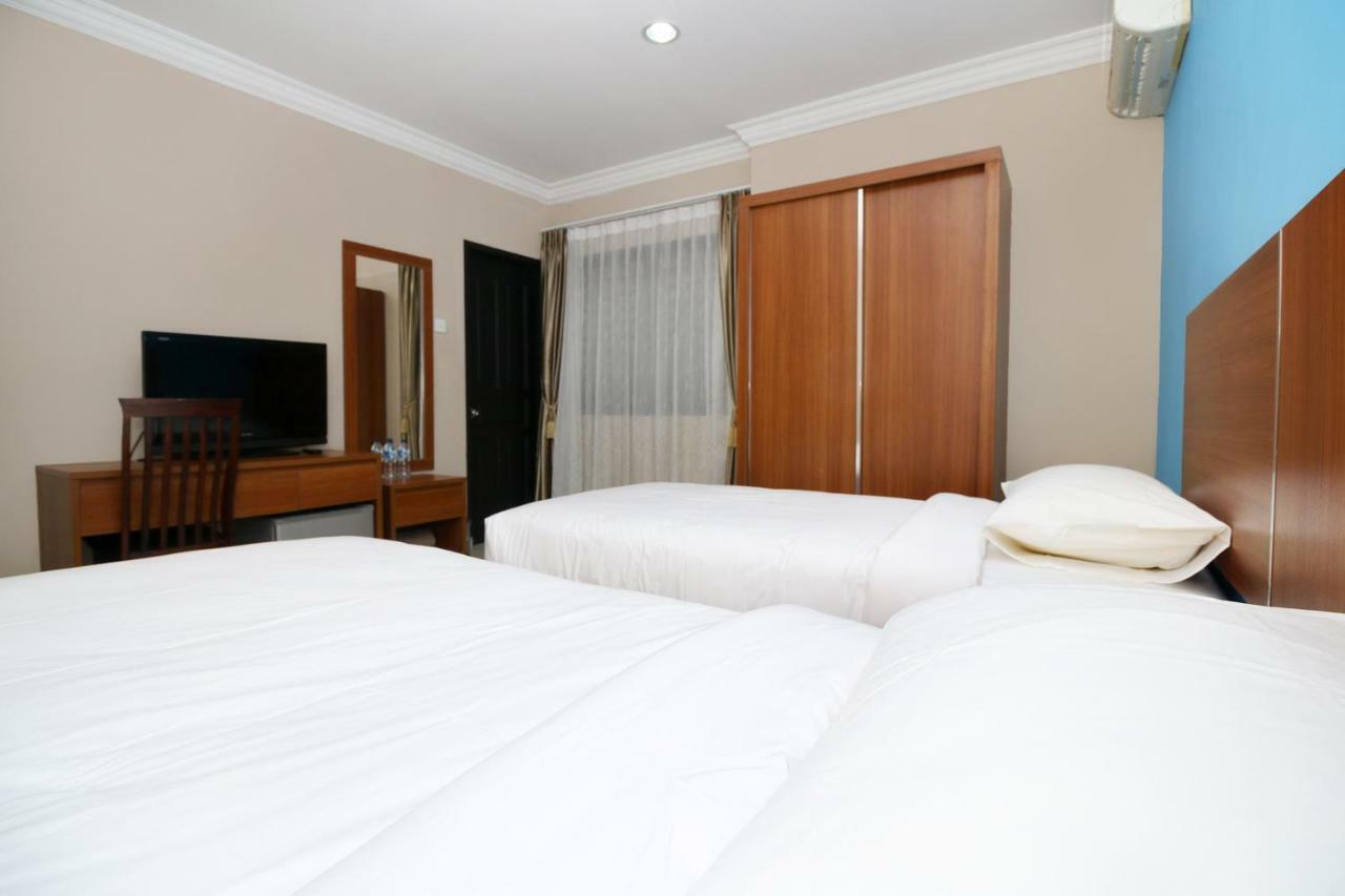 Safina Inn Syariah Sekupang Batam Екстер'єр фото