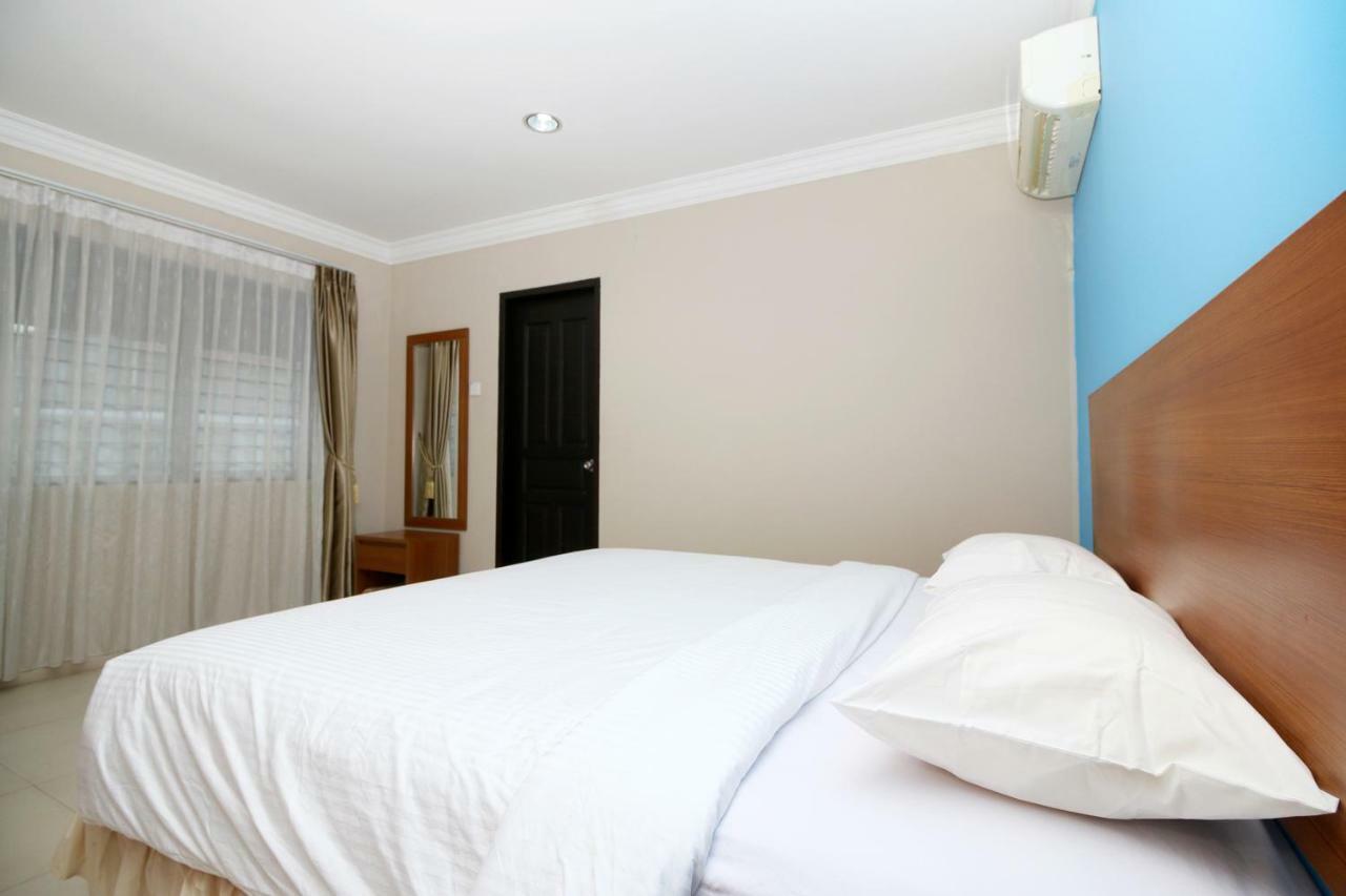 Safina Inn Syariah Sekupang Batam Екстер'єр фото