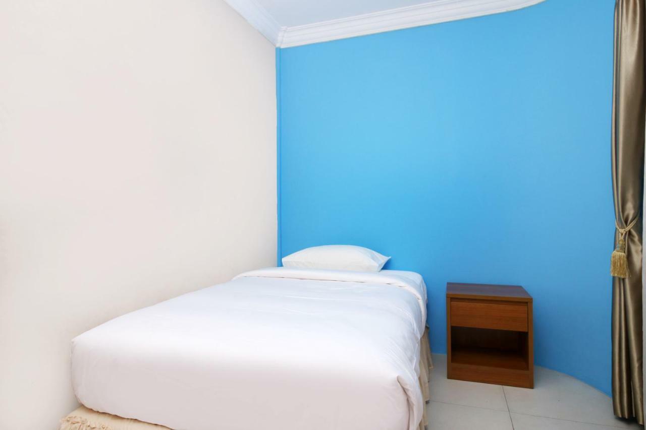 Safina Inn Syariah Sekupang Batam Екстер'єр фото
