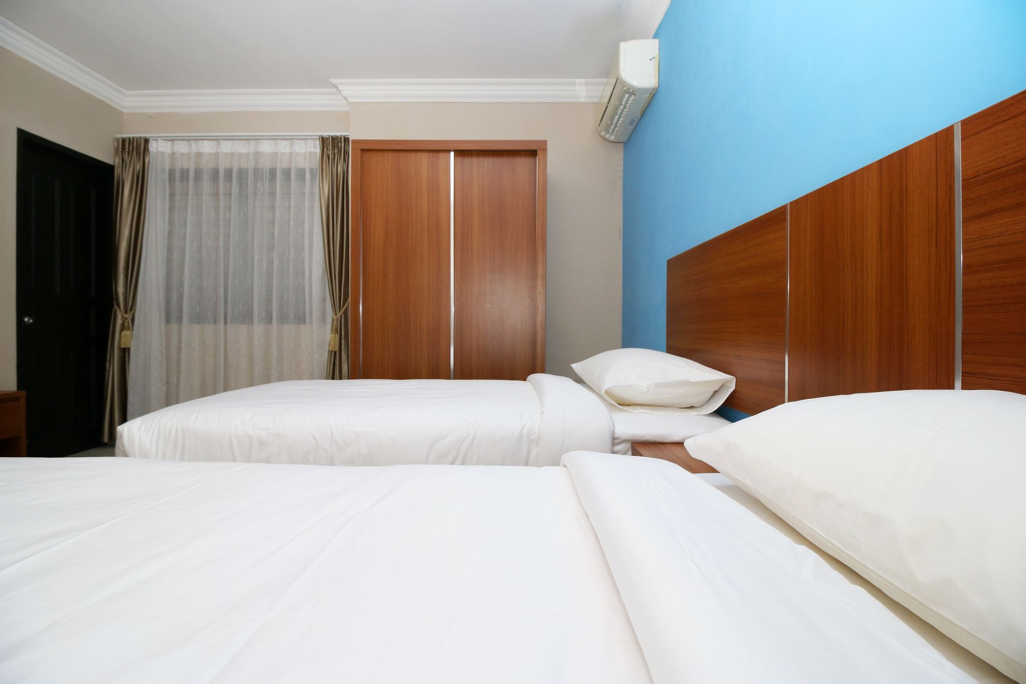 Safina Inn Syariah Sekupang Batam Екстер'єр фото